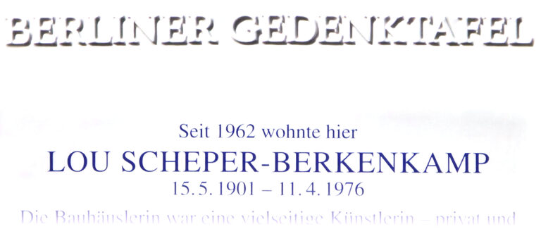 Gedenktafel für Lou Scheper-Berkenkamp